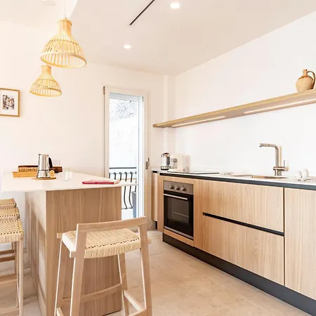 Lovely With Romantic Sea View Apartment *